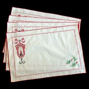 Set of 4 Handstiched Holiday Placemats